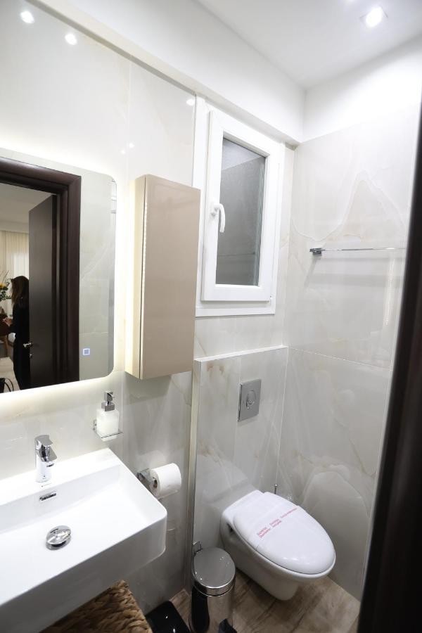 La Larissa Luxury Apartments Thetis Bagian luar foto